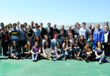 Autoridades regionales, académicos y alumnos extranjeros en lanzamiento de la Corporación Estudia en Valparaíso - Foto 2