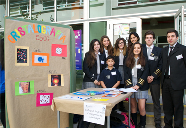 Alumnos participan en tercer Concurso Interescolar de Crecimientos de Cristales en la PUCV - Foto 3