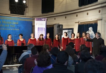 Coro Femenino de Cámara de la PUCV ofreció concierto con obras europeas y americanas - Foto 3