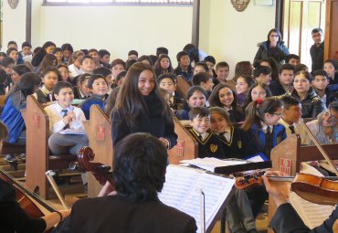 Orquesta de Cámara PUCV continúa temporada de conciertos educacionales en Concón y Quillota - Foto 2