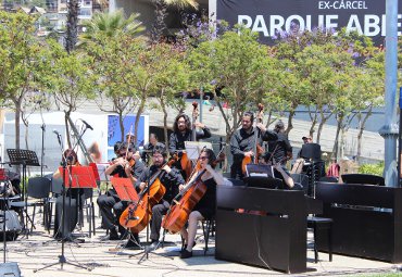 IMUS: Más de mil personas disfrutaron del Concierto por la Paz y la Dignidad de Chile realizado en el Parque Cultural de Valparaíso - Foto 3