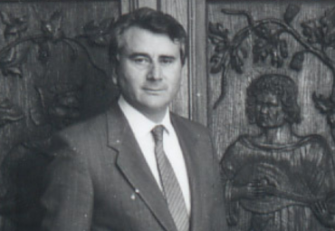 Bernardo Donoso Riveros (1990-1998)