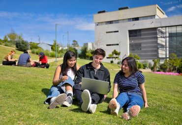 Admisión 2025: ILCL y Facultad de Ciencias actualizan programas de pregrado