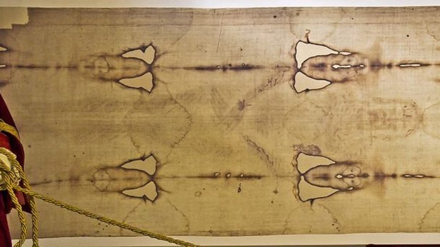 PUCV ofrecerá exposición con réplica de la Sábana Santa de Turín