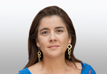 Pamela Hermosilla es promovida como Profesora Auxiliar por su destacada trayectoria