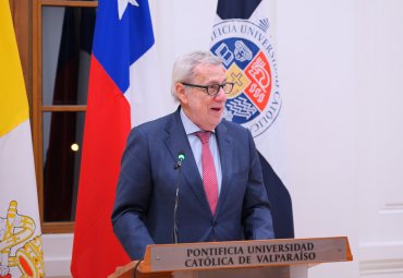 Con conferencia del Canciller Alberto van Klaveren se conmemoraron los 15 años del Magíster en RR.II.