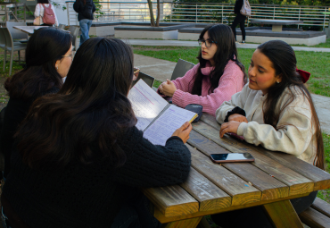 Impulsan investigación sobre el futuro de las profesiones en las sociedades contemporáneas