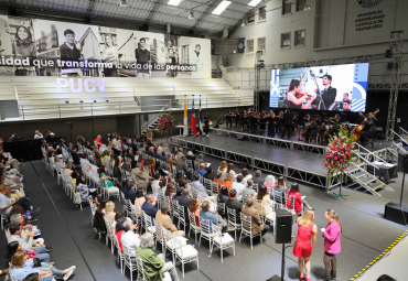 Ceremonia Reconocimiento a Alumni Destacados PUCV