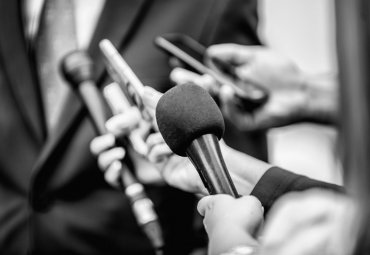 PUCV lidera investigación global que redefine cómo se ejerce el periodismo en el mundo