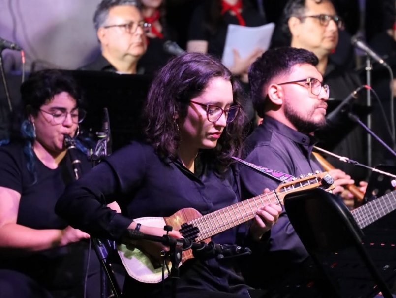 Orquesta Andina PUCV emocionó a Ñuñoa junto a Isabel Parra con “Canto para una Semilla”