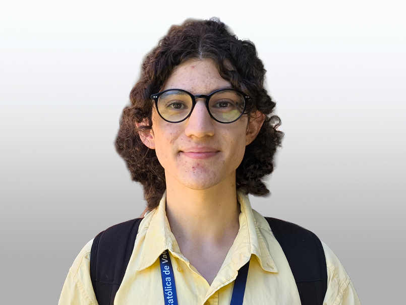 Tradición y pasión por la filosofía marcan ingreso de nuevo estudiante