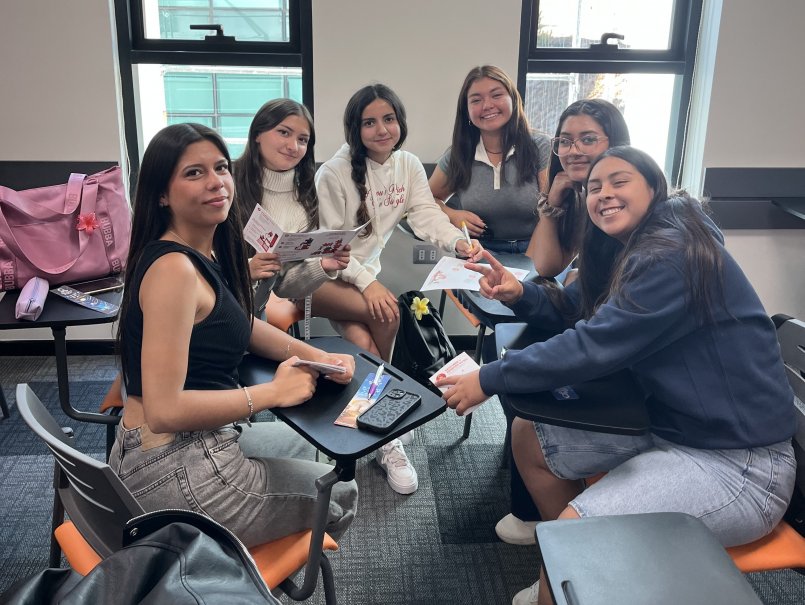 Bibliotecas PUCV realizó inducciones para estudiantes de primer año