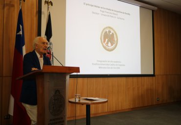 Instituto de Historia inauguró año académico con lanzamiento de edición en español de “Héctor”