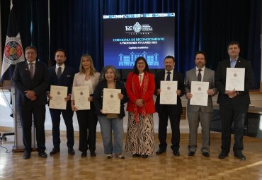 Reconocen a seis académicos y académicas que obtienen la jerarquía de profesor titular