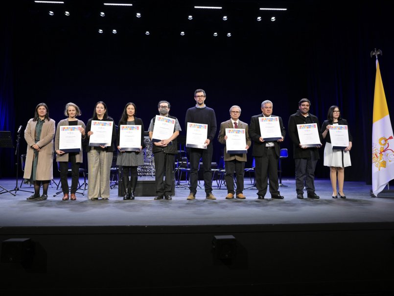 GALERÍA: Ceremonia de reconocimiento a académicas y académicos PUCV
