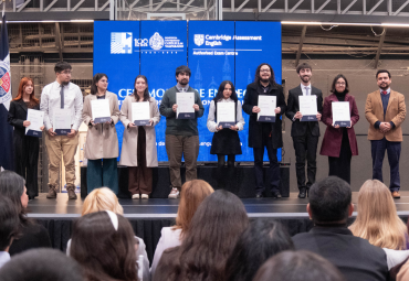 GALERÍA: Estudiantes reciben certificación de inglés otorgada por la Universidad de Cambridge