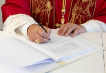 Académicos analizan el llamado del Papa León XIV a humanizar la IA