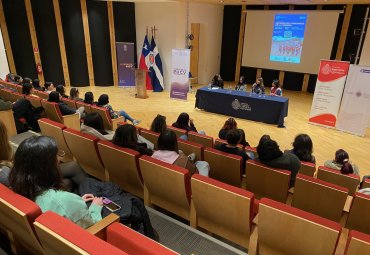 “Ingenieras en Acción": El proyecto que conecta a estudiantes con referentes de la minería