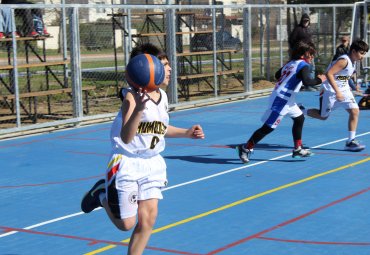 Campo Deportivo de Curauma recibió a mas de 70 niños en encuentro de mini basquetbol