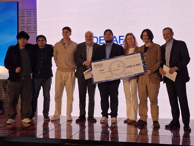 Estudiantes de Ingeniería Informática vencen en “Desafío Futuro Copec-Avonni”