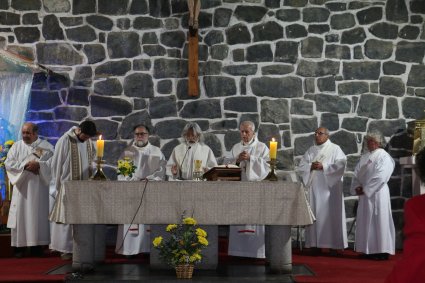 Parroquia Nuestra Señora de Fátima albergó aniversario sacerdotal de los padres Rafael Osorio y Sergio Barría