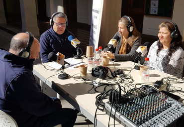 Académicos de la Escuela de Ingeniería Bioquímica analizaron en Radio UCV sus investigaciones en Biocatálisis y Biotecnología Ambiental