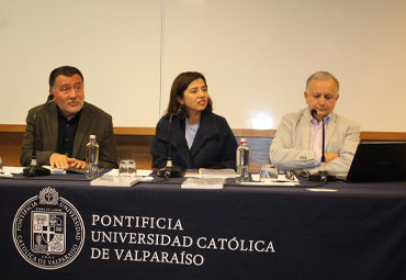 PUCV presentó libro sobre transformación digital en las universidades