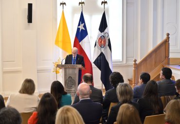 Ex rector Claudio Elórtegui es el nuevo Profesor Emérito de la PUCV