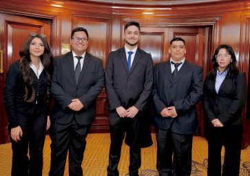 Escuela de Negocios y Economía participa en el CFA Institute Research Challenge