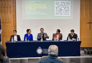 Conversatorio sobre el futuro de la agricultura en Chile marca celebración del 61º aniversario de la Escuela de Agronomía PUCV