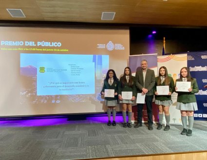 Liceo Bicentenario Viña del Mar ganó Concurso Interescolar “Yo también puedo ser Economista”