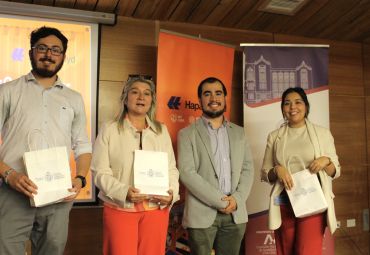 Hapag-Lloyd presenta charla y ofrece prácticas a los alumnos de contador auditor