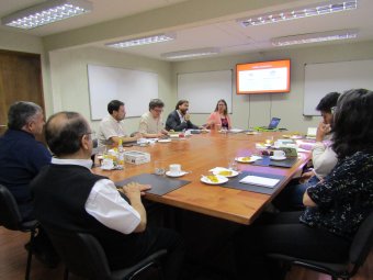 Equipo directivo recibió a Monseñor Mario Salas, Obispo Auxiliar de Valparaíso