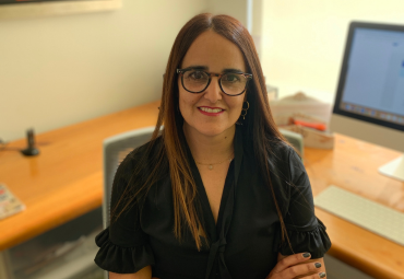 Profesora Alejandra Illanes participa en conversatorio sobre la Reforma Integral al Sistema de Adopción en Chile