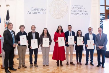 El Capítulo Académico reconoce a sus nuevos profesores y profesoras titulares en solemne ceremonia