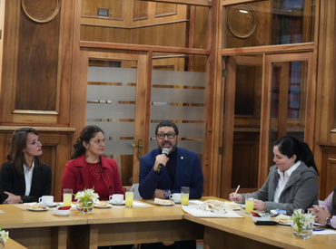 PUCV busca fortalecer su vinculación con el sector socioproductivo mediante el apoyo a proyectos innovadores