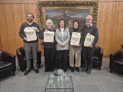 Profesor Francisco Vargas participó en conversatorio sobre solidaridad en instituciones católicas de educación superior