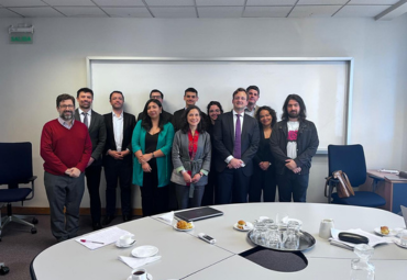 Profesora Lorena Carvajal participa en actividades relativas al Derecho societario