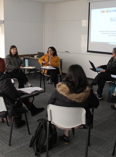 PUCV impulsa beca para incorporar perspectiva de género en estudios de postgrado