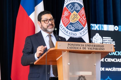 Instituto de Biología PUCV otorga grados a nueva generación de egresados de los programas de magíster