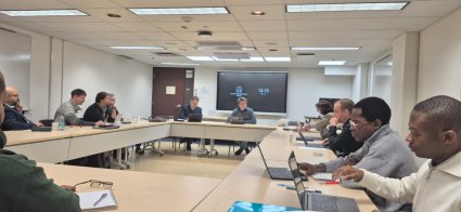 Profesor Benoit Mathot fortalece vínculos académicos internacionales en universidades de Canadá