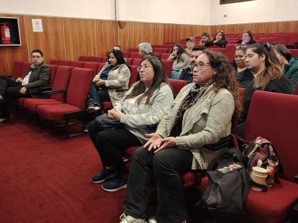 Profesor Rodrigo Arriagada expuso en encuentro diocesano para madres, padres y apoderados de colegios católicos