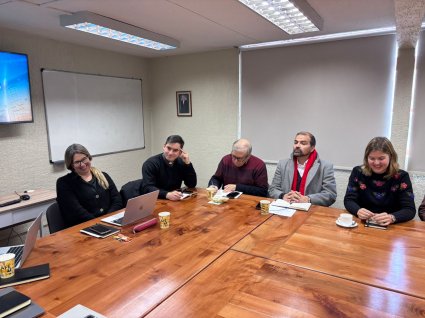 Facultad Eclesiástica de Teología PUCV recibió visita de autoridades de Vinculación con el Medio