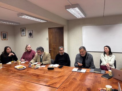 Facultad Eclesiástica de Teología PUCV recibió visita de autoridades de Vinculación con el Medio