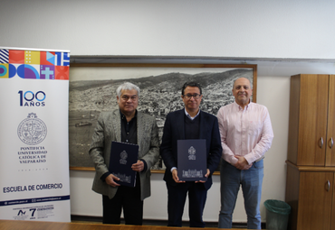 Escuela de Comercio y Observatorio de Sostenibilidad Tributaria fortalecen lazos mediante nuevo convenio