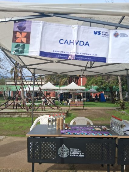 Comisión CAHVDA fortalece su vínculo con los estudiantes en las Ferias de Servicios Estudiantiles Vive Salud de la Dirección de Asuntos Estudiantiles