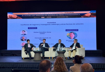 Profesor Matías González participa en el XIX Congreso CILA y en el 33.° Encuentro de la Asociación Colombiana de Derecho de Seguros en Colombia