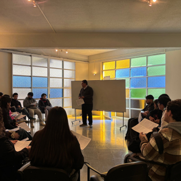 Taller bíblico reunió a estudiantes y funcionarios en Barrio Eje Brasil 2